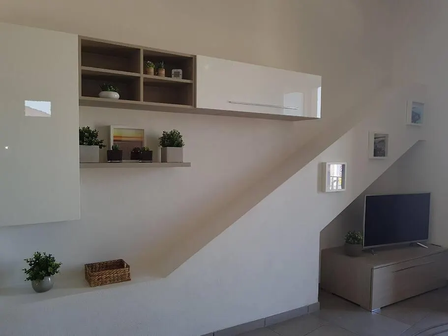 Apartment Appartamento Giulia Due Càbras